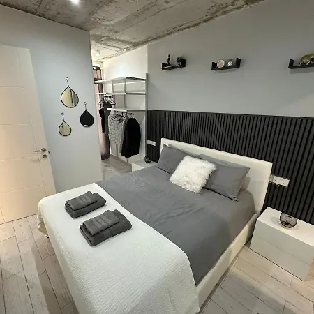 Paceville - 5a - Seaview 2br, Chill Vibes Spot * San Ġiljan