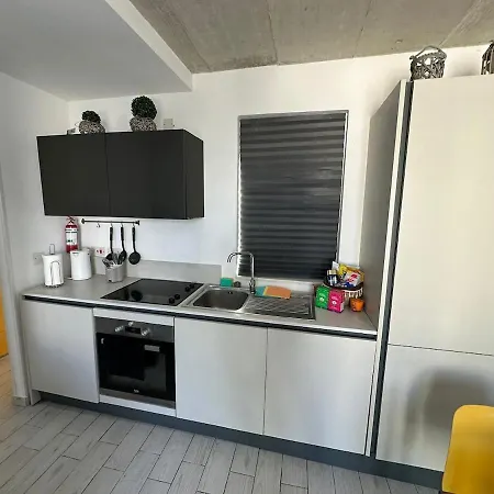 Апартаменты Paceville - 5a - Seaview 2br, Chill Vibes Spot Сент Джулианс