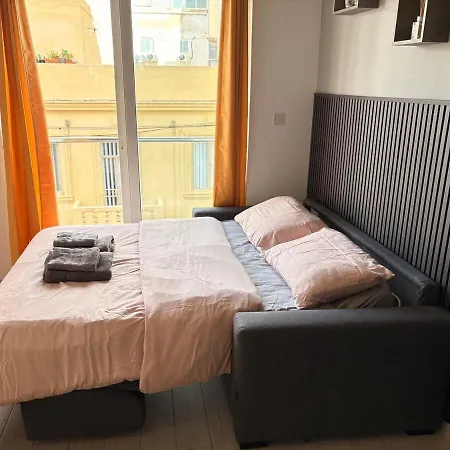 Paceville - 5a - Seaview 2br, Chill Vibes Spot * Сент Джулианс