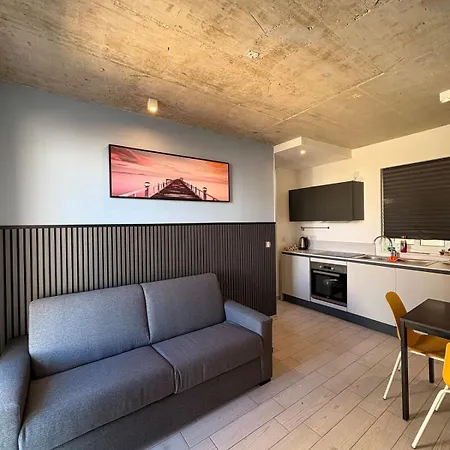 Paceville - 5a - Seaview 2br, Chill Vibes Spot Апартаменты Сент Джулианс