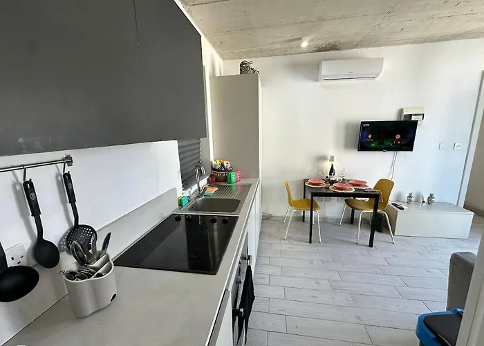 شقة Paceville - 5a - Seaview 2br, Chill Vibes Spot *