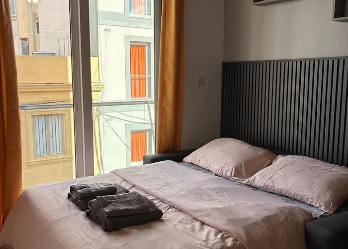 شقة Paceville - 5a - Seaview 2br, Chill Vibes Spot *