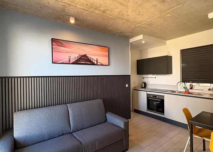 Paceville - 5a - Seaview 2br, Chill Vibes Spot شقة سانت جوليان